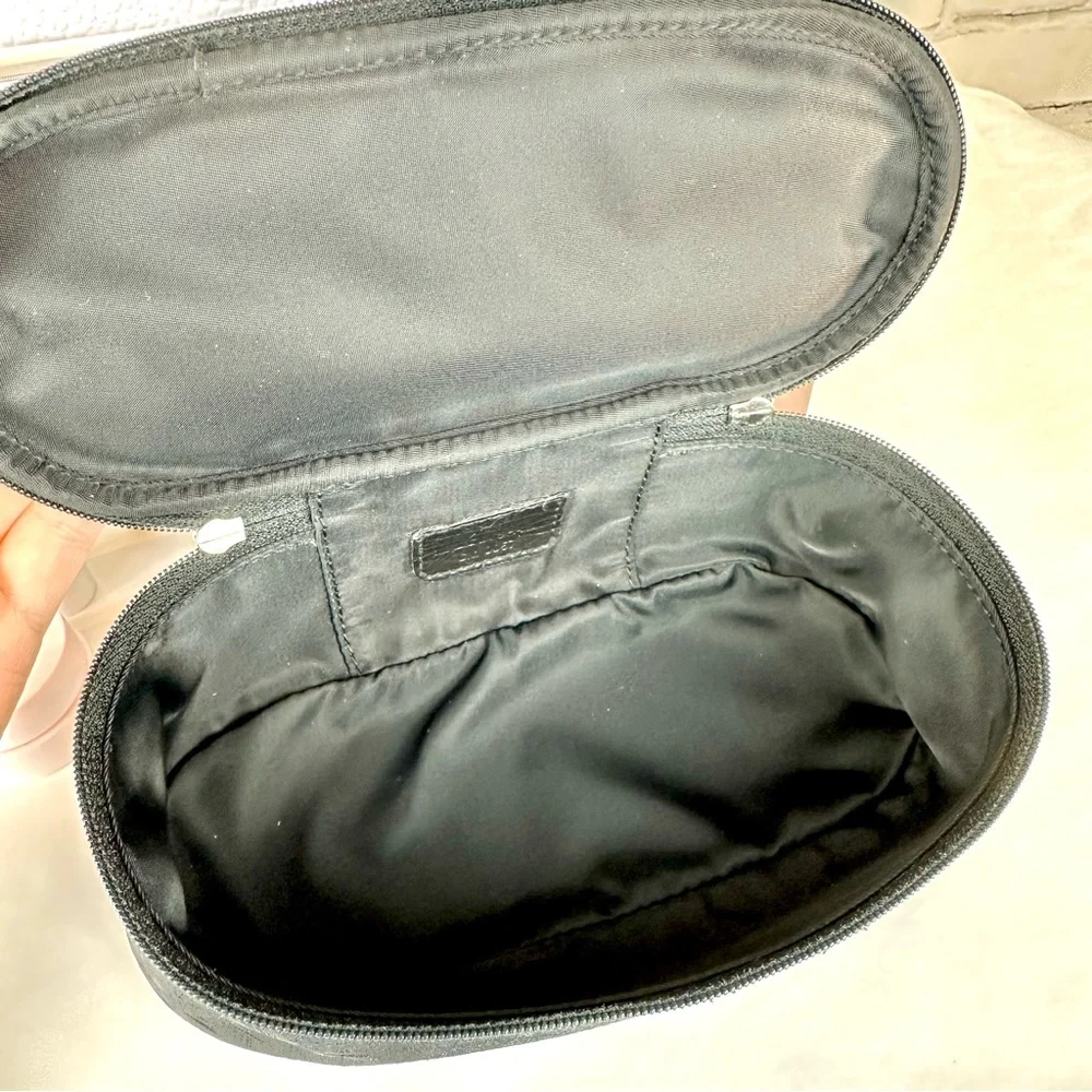 Dior Trotter luxury canvas cosmetic case  or makeup bag with extras. - Picture 7 of 13